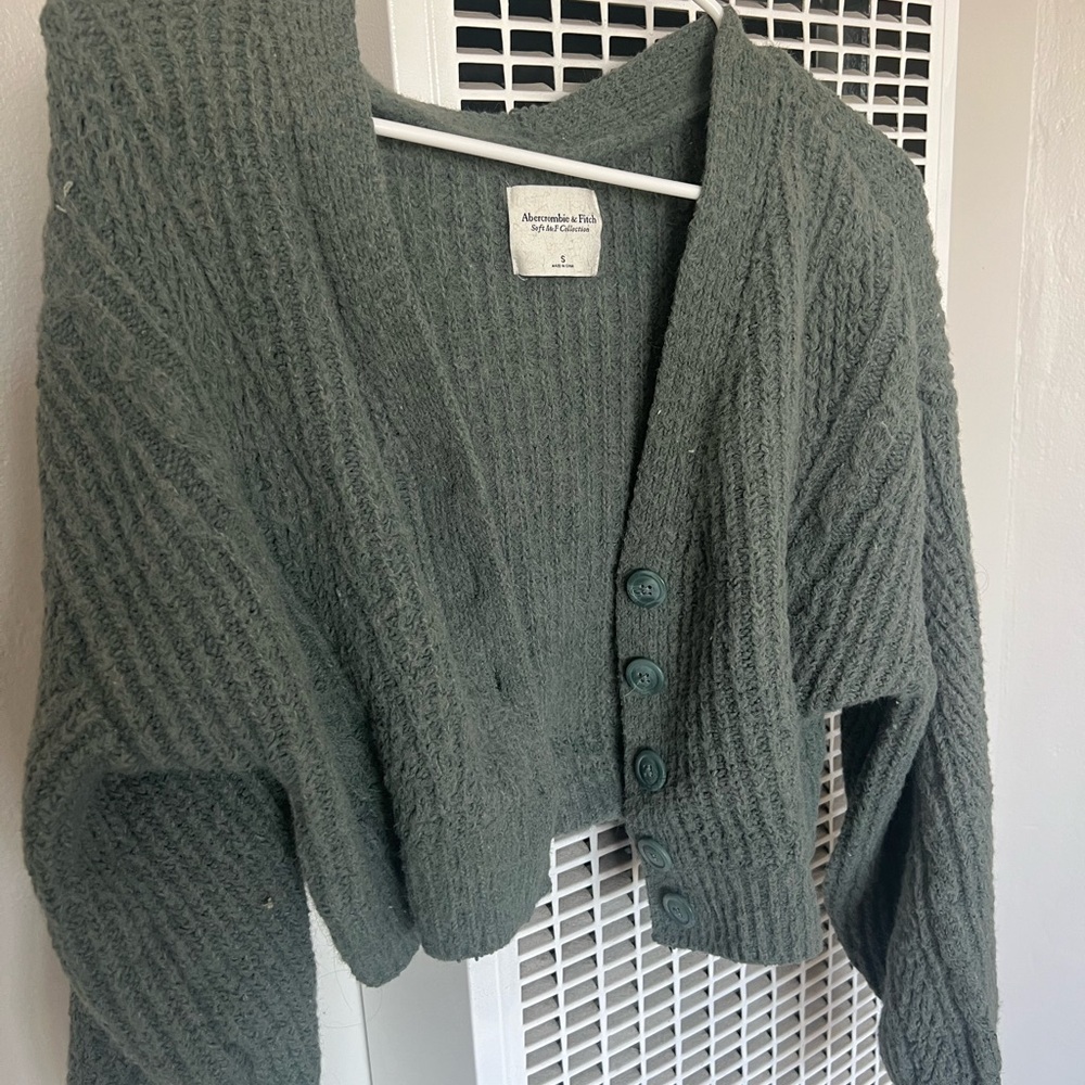 Abercrombie and Fitch Green Vintage Cardigan